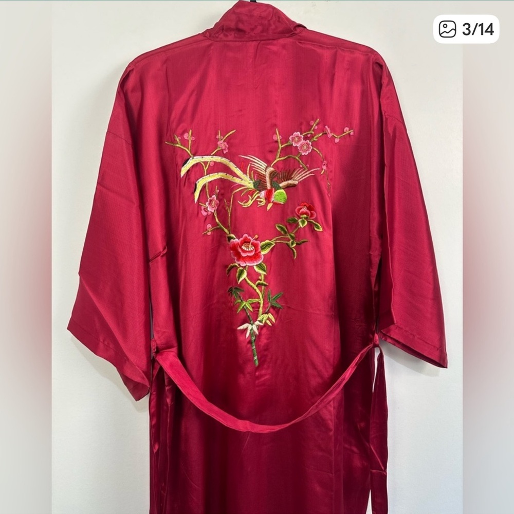 Vintage Lyre Bird Red Satin Embroidered Kimono Robe GUC